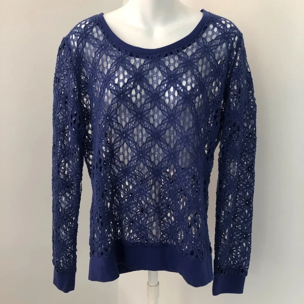 Wet Seal NWT Blue Open Lace Floral Top